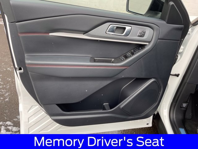 New 2026 Ford Explorer ST-Line w/ ST-Line Street Pack AWD/4WD image 10