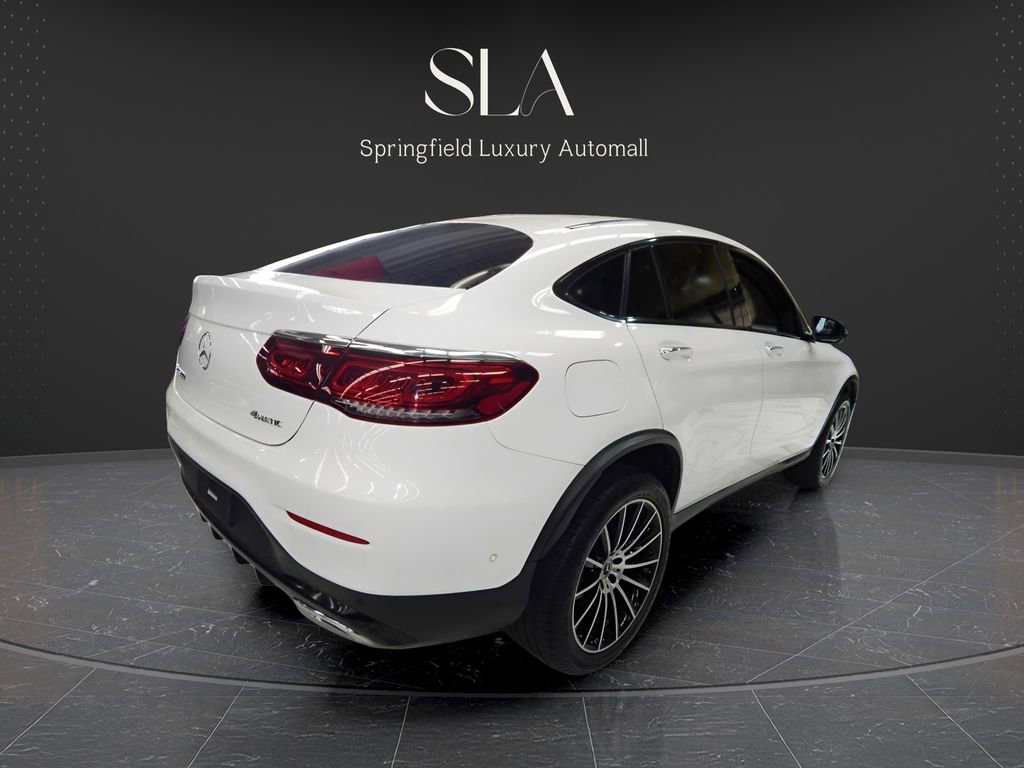 Used 2022 Mercedes-Benz GLC 300 4MATIC Coupe image 4