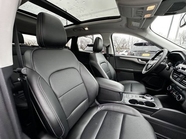 Certified 2022 Ford Escape SEL image 35