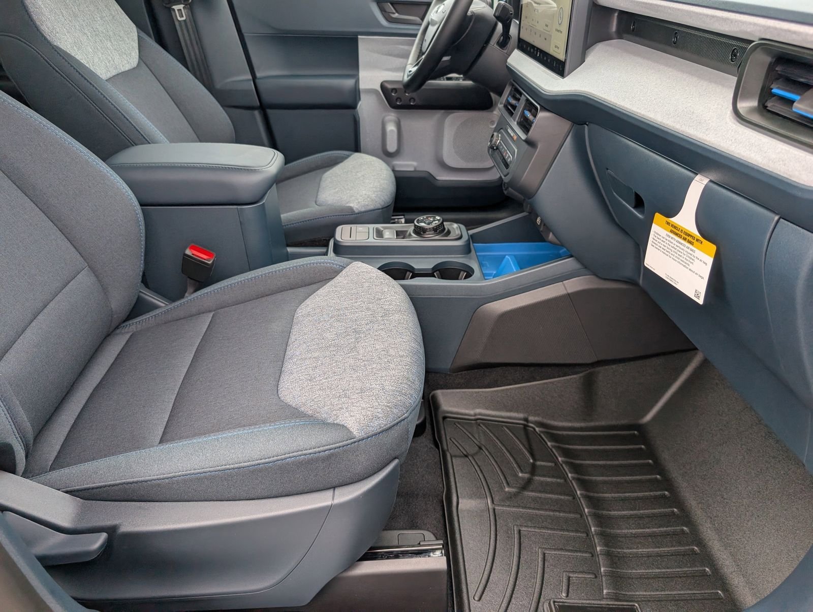 New 2026 Ford Maverick XLT w/ XLT Luxury Package FWD image 26