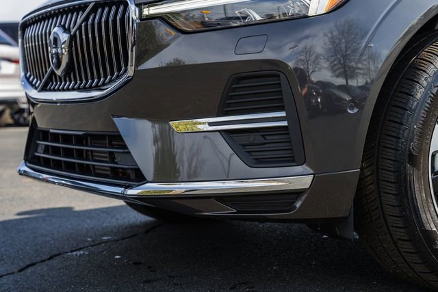 Used 2023 Volvo XC60 T8 Plus image 14