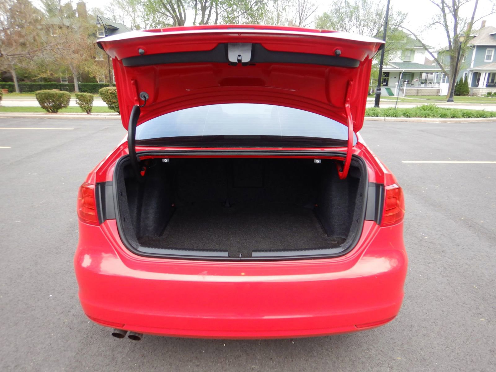 Used 2011 Volkswagen Jetta SE FWD image 25