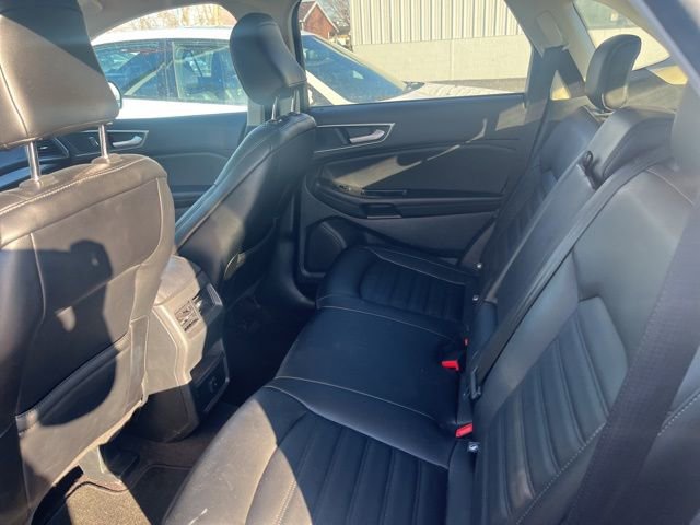 Used 2020 Ford Edge SEL image 15