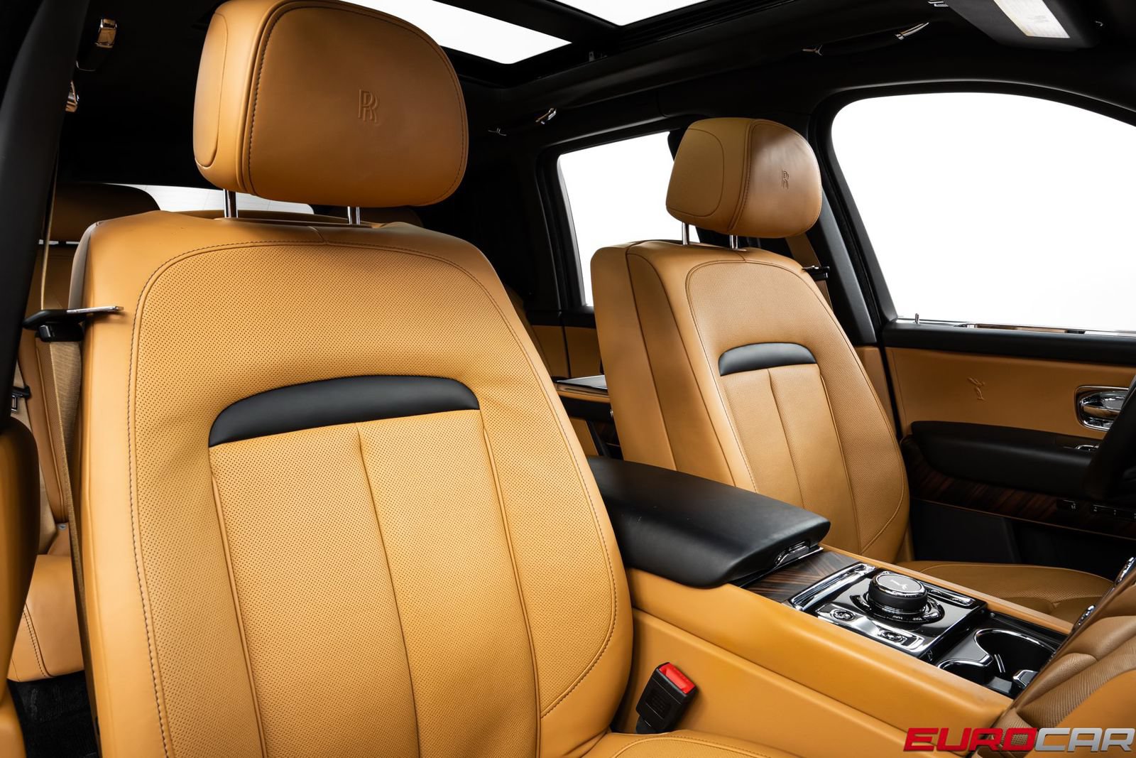 Used 2019 Rolls-Royce Cullinan AWD/4WD image 38