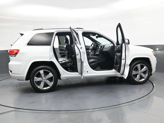 Used 2015 Jeep Grand Cherokee Overland w/ Advanced Technology Group image 36