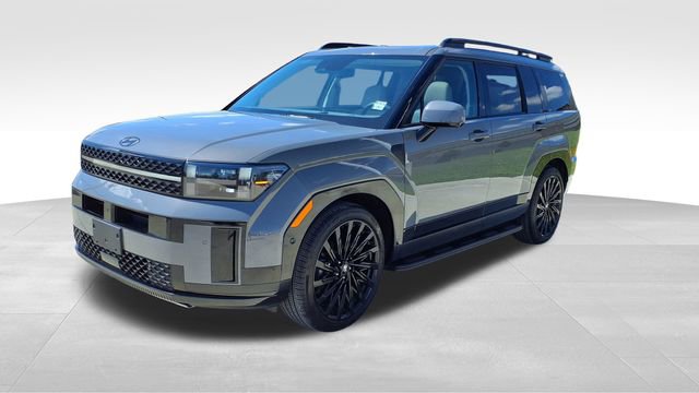 Used 2025 Hyundai Santa Fe Calligraphy w/ Tow & Go Package image 3