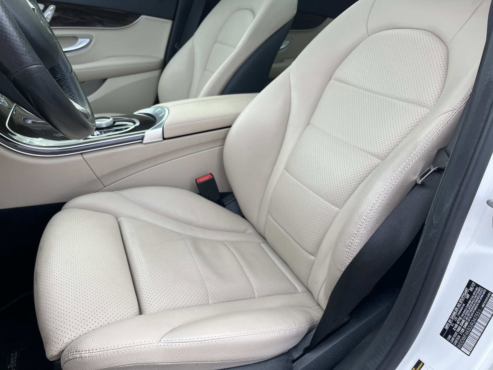 Used 2018 Mercedes-Benz C 300 4MATIC Sedan image 20