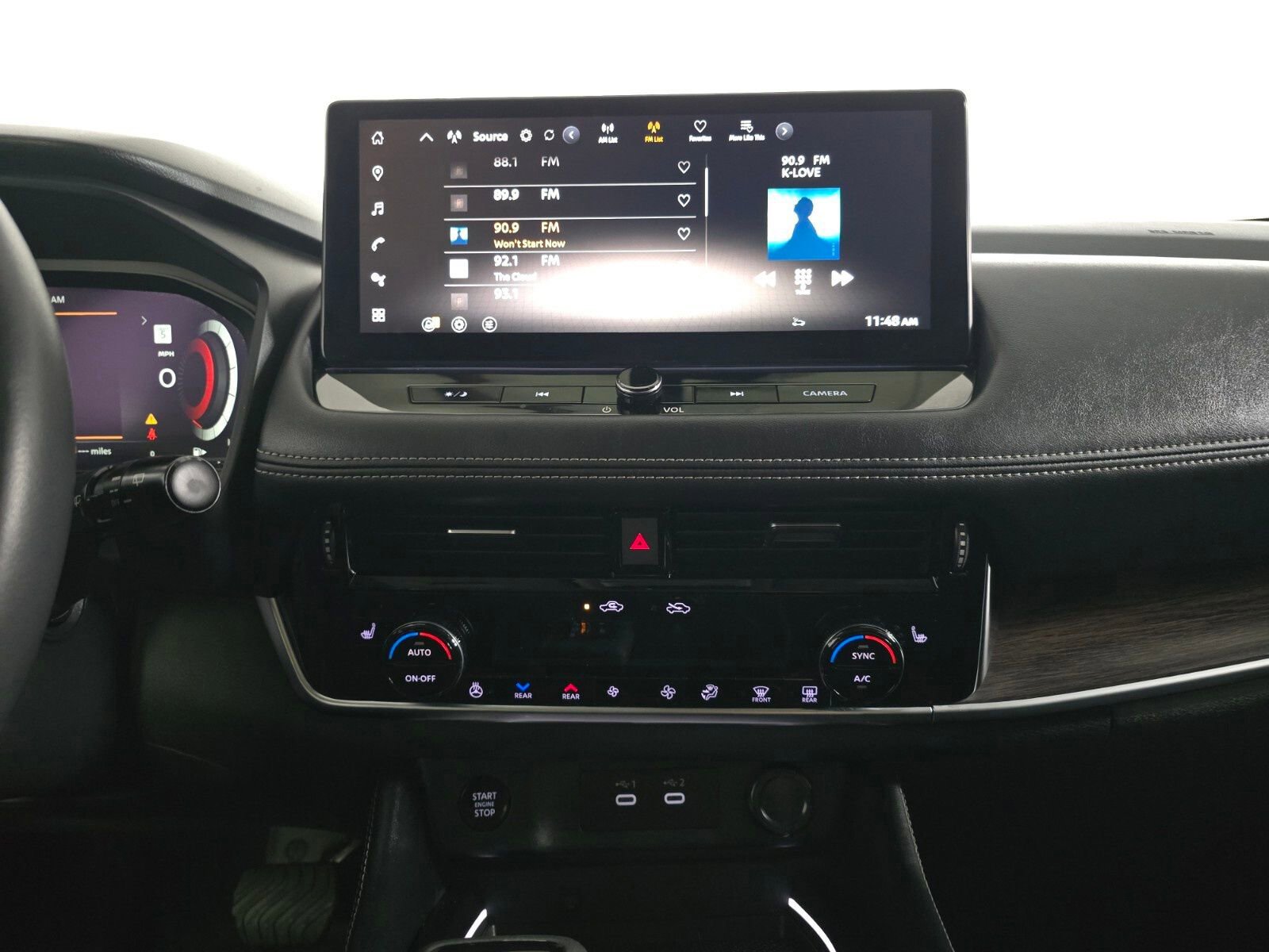 Used 2024 Nissan Rogue Platinum w/ Platinum Premium Package image 29