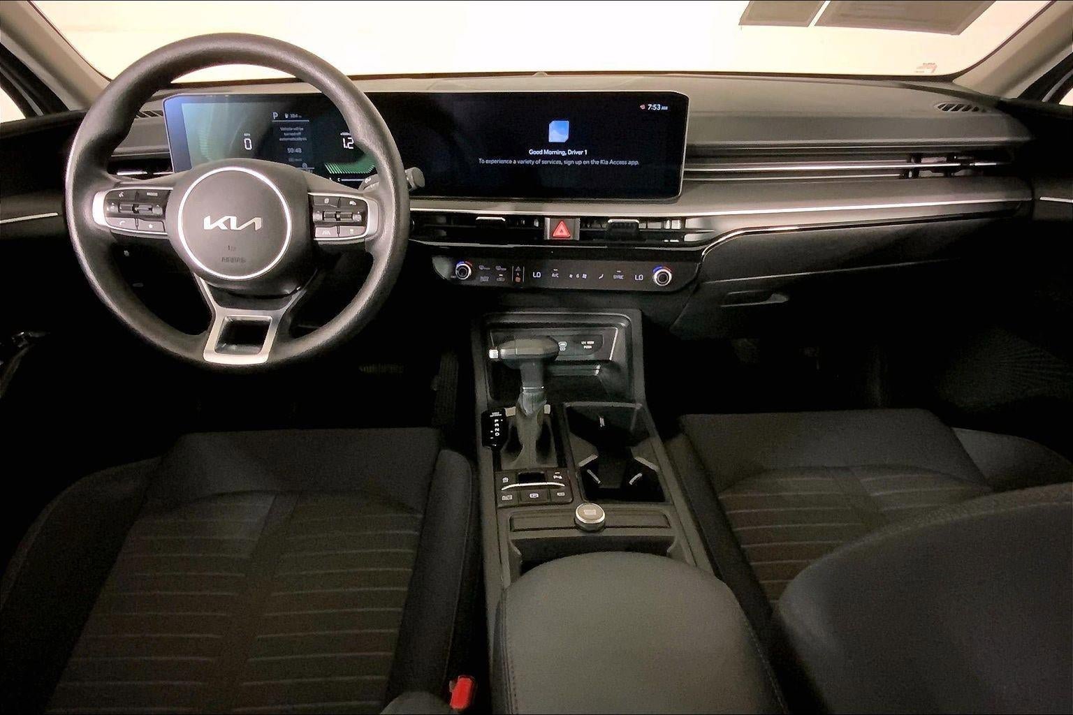 Used 2025 Kia K5 LXS FWD image 16