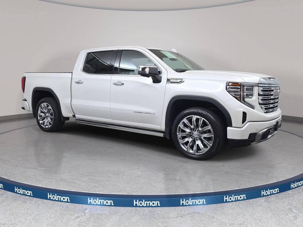 Used 2024 GMC Sierra 1500 Denali AWD/4WD image 4