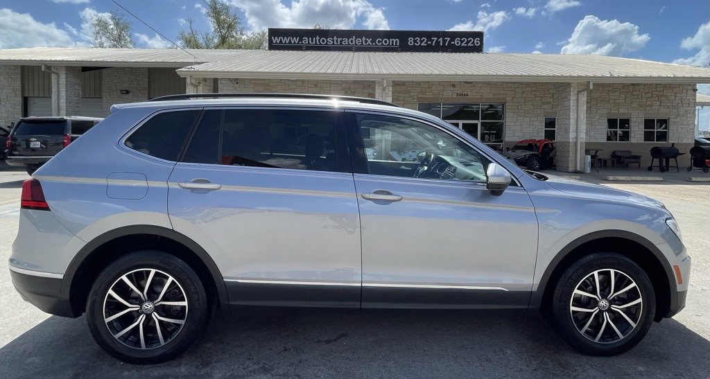 Used 2021 Volkswagen Tiguan SE image 8