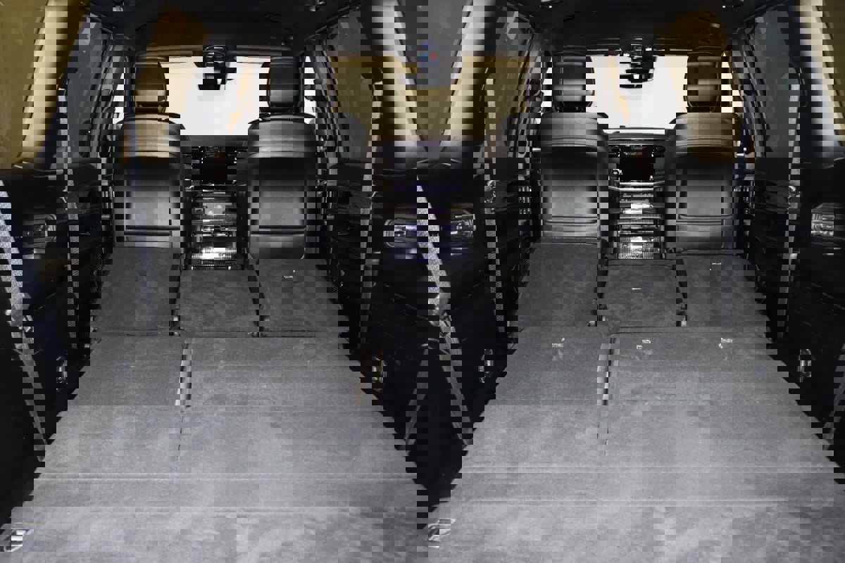 Used 2024 Jeep Wagoneer L Series II w/ Flexible Seating Group image 69