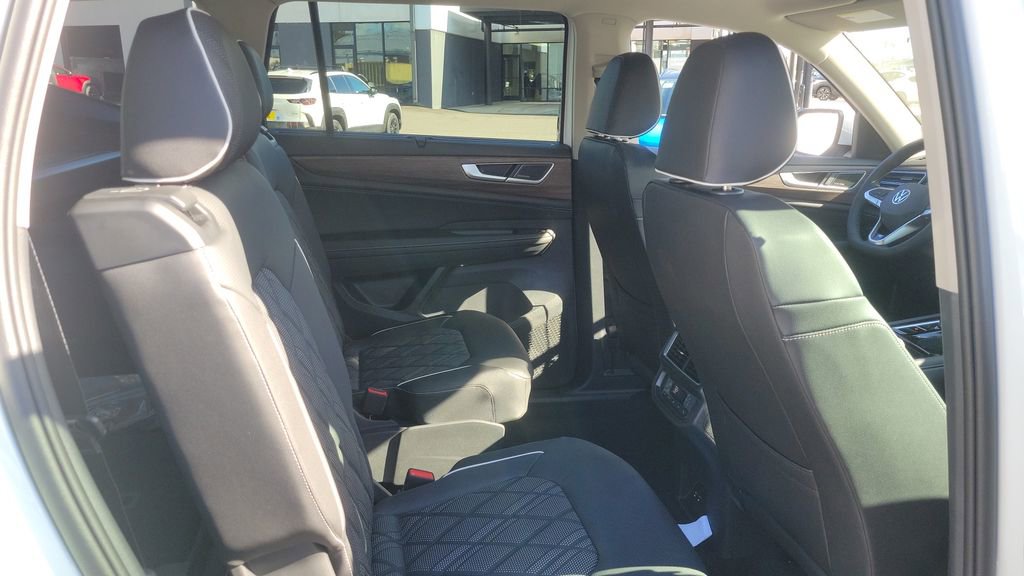 New 2026 Volkswagen Atlas SEL Premium R-Line image 28