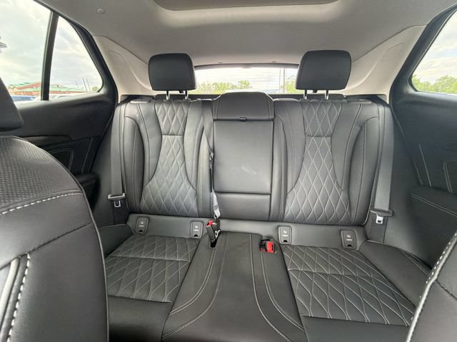 Used 2023 Buick Envision Avenir AWD/4WD image 13