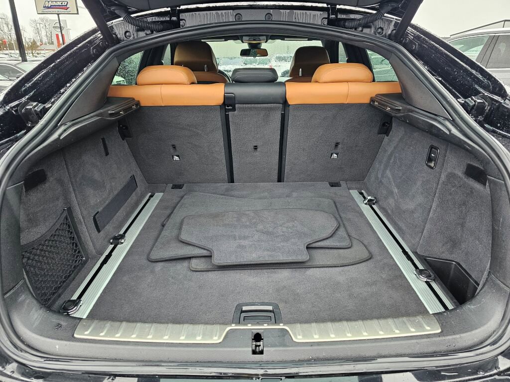 Used 2017 BMW X6 xDrive50i image 15