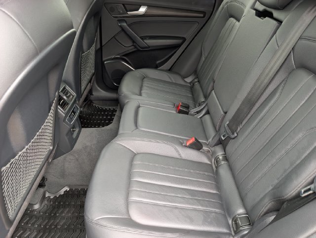 Used 2019 Audi Q5 2.0T Premium w/ Convenience Package AWD/4WD image 21