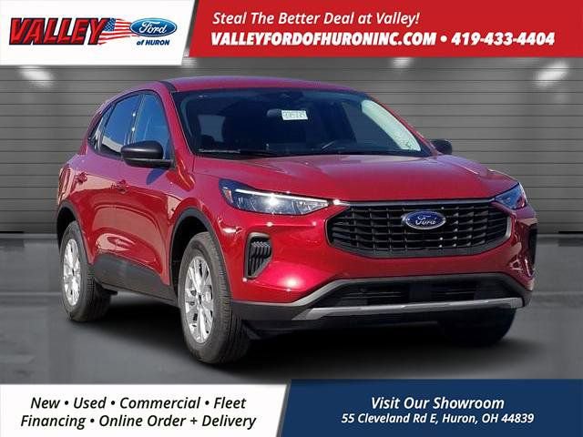 New 2026 Ford Escape Active w/ Tech Pack #1 AWD/4WD image 1