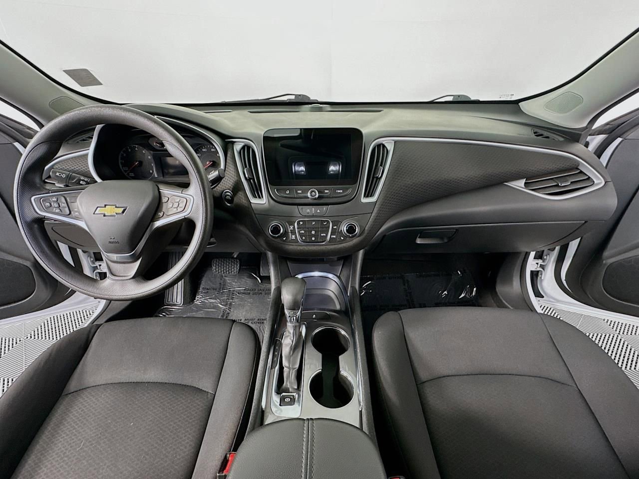 Used 2023 Chevrolet Malibu LT image 32