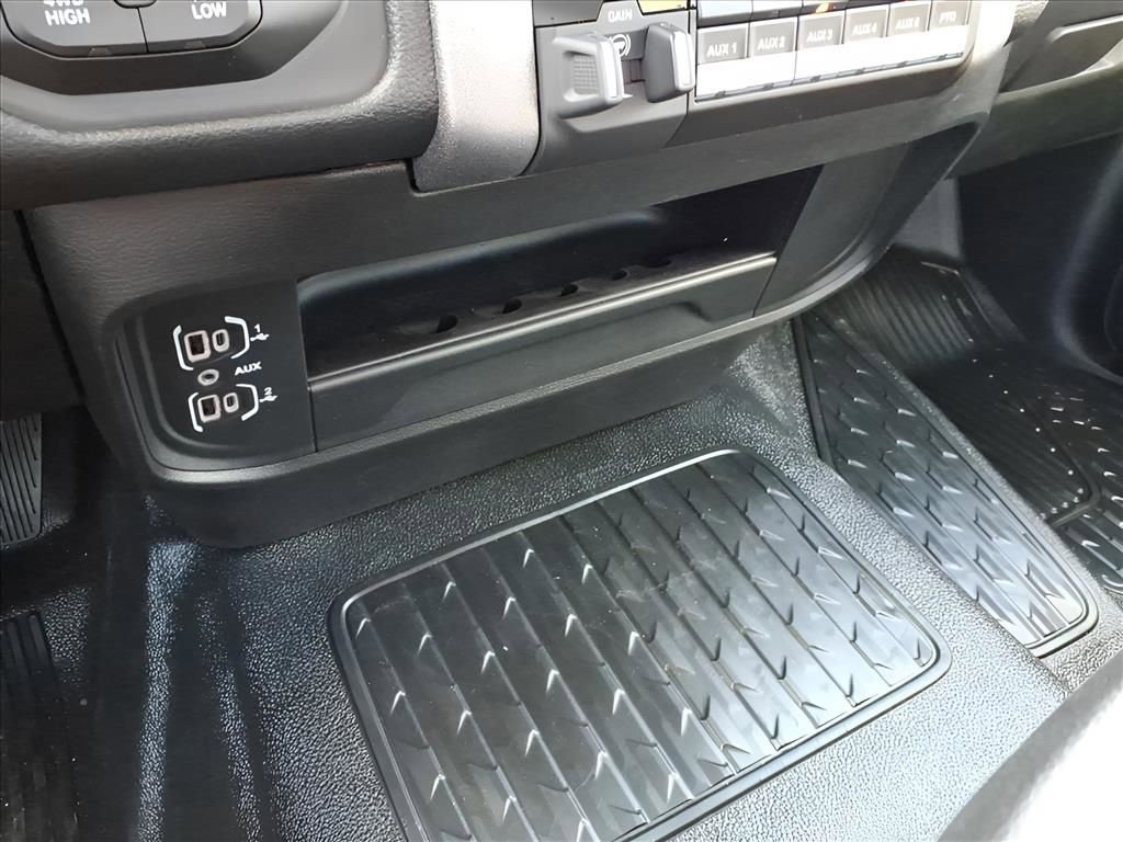 New 2026 RAM 3500 Tradesman w/ Chrome Appearance Group A image 20