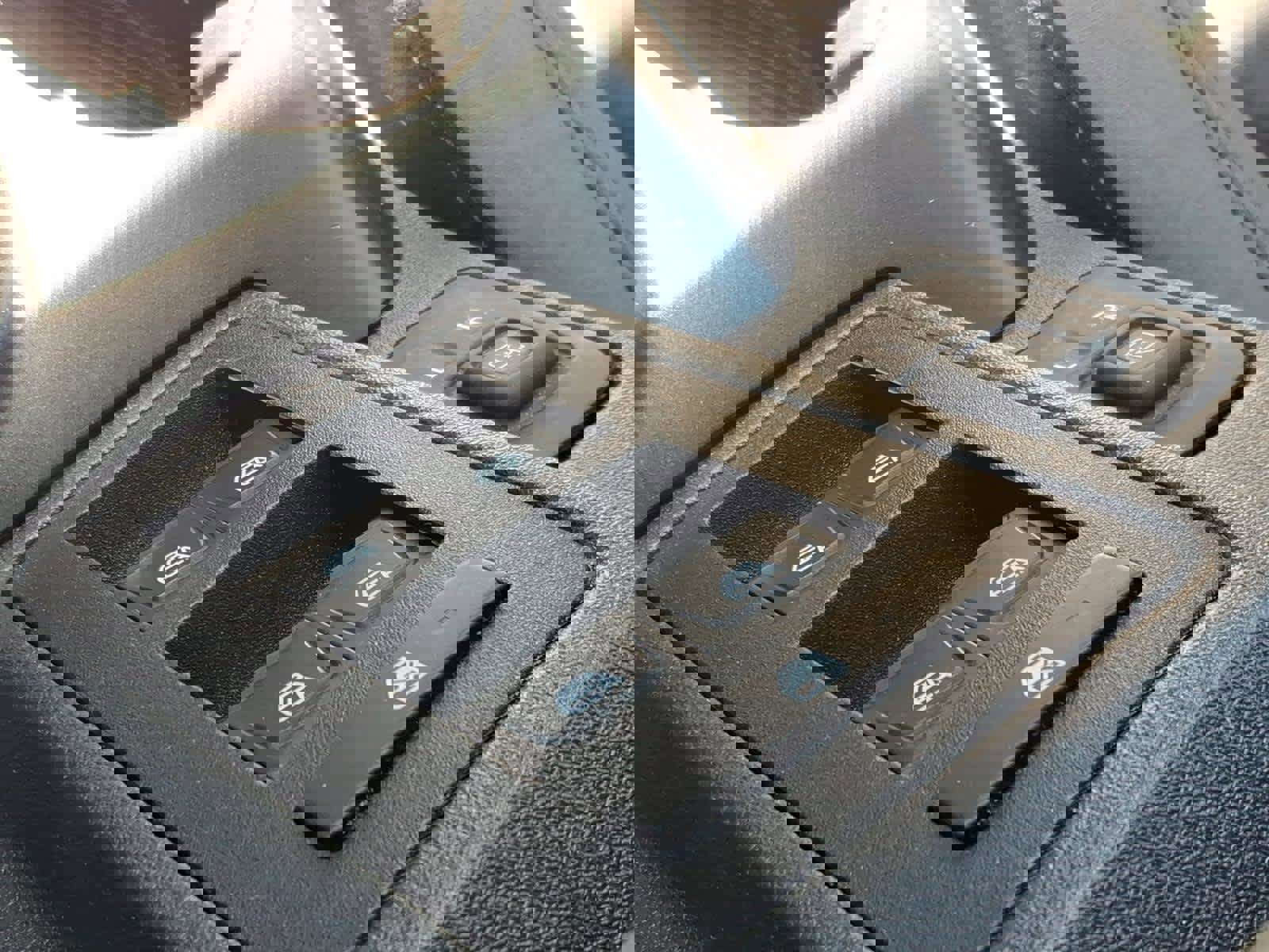 Used 2024 Ford Bronco Black Diamond image 11