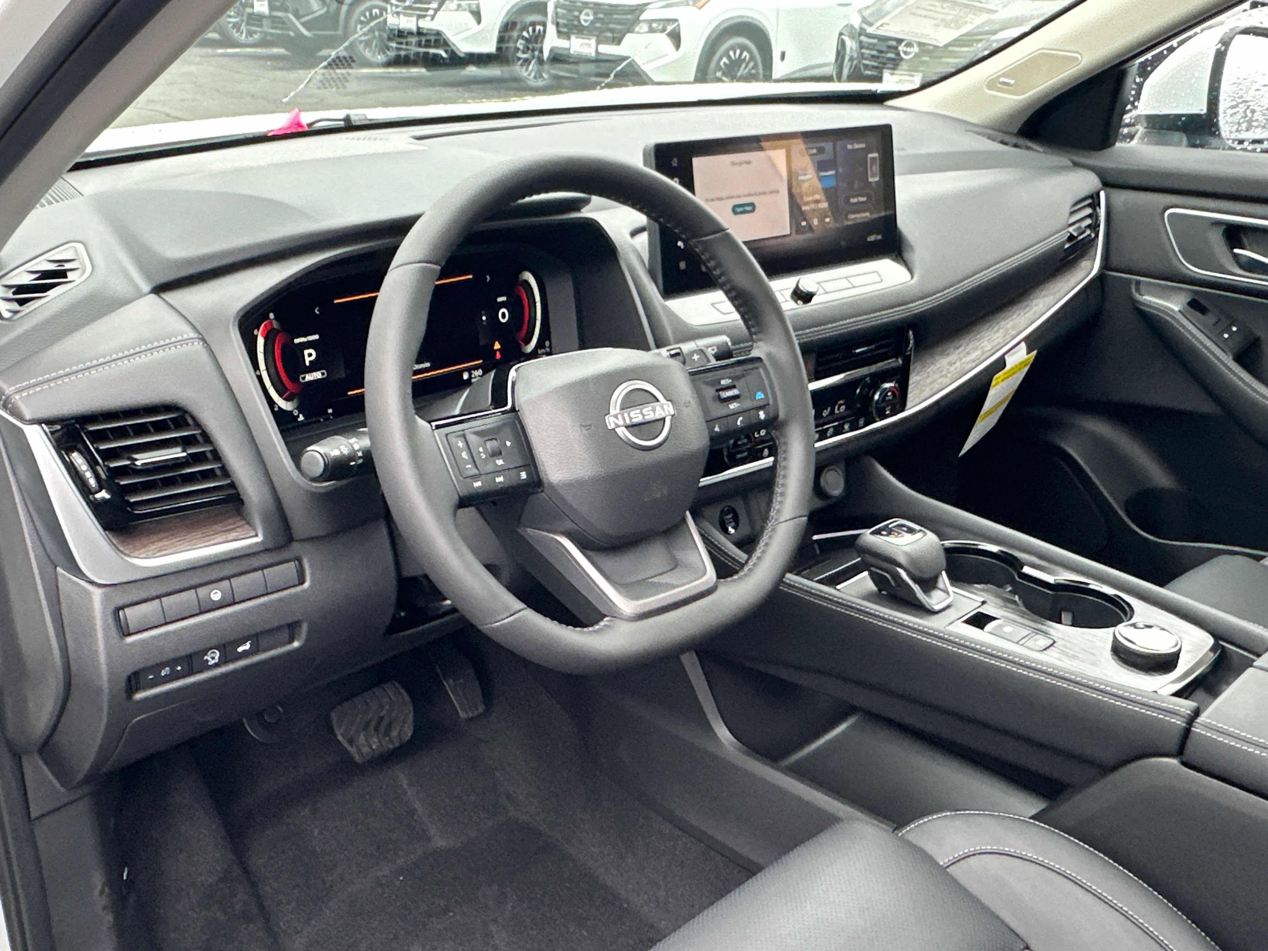 New 2026 Nissan Rogue Platinum image 32