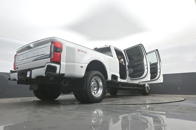 Certified 2024 Ford F450 Platinum w/ FX4 Off-Road Package AWD/4WD image 39