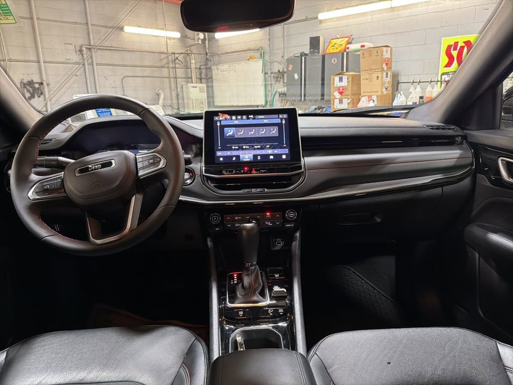 Certified 2024 Jeep Compass Trailhawk w/ Trailhawk Convenience Group image 6