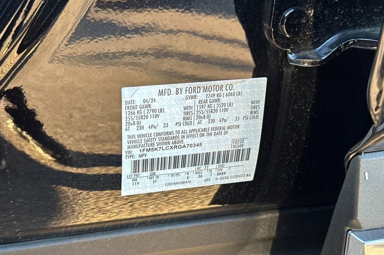 New 2024 Ford Explorer King Ranch w/ Technology Package RWD image 40