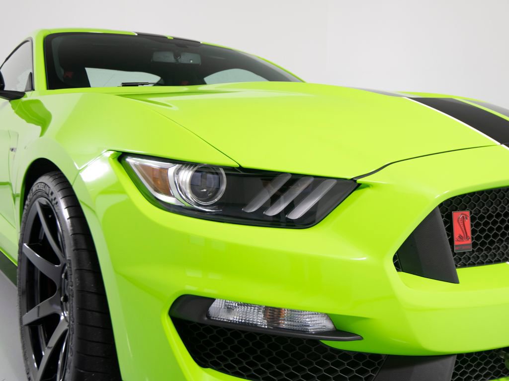 Used 2016 Ford Mustang Shelby GT350R w/ GT350R Equipment Group 920A image 47