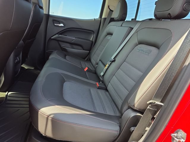 Used 2016 GMC Canyon SLE w/ All Terrain Adventure Package AWD/4WD image 27