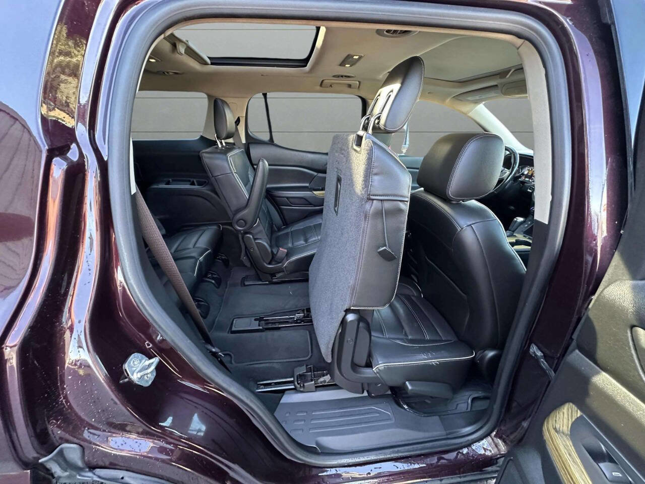 Used 2017 GMC Acadia Denali w/ Technology Package image 27