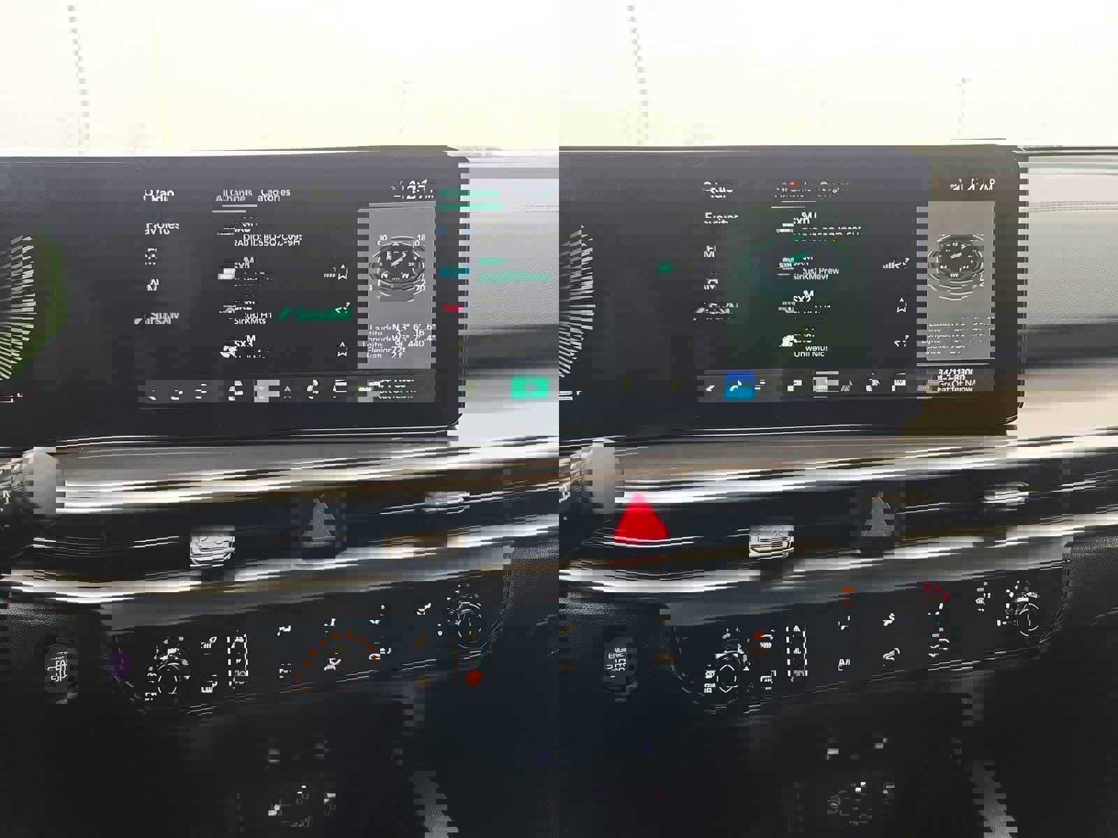 Certified 2025 Kia Sorento LX image 26