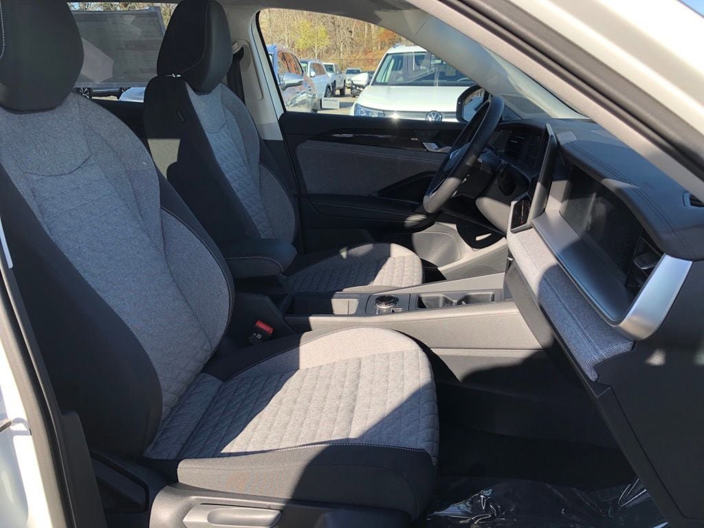 New 2026 Volkswagen Tiguan S AWD/4WD image 29