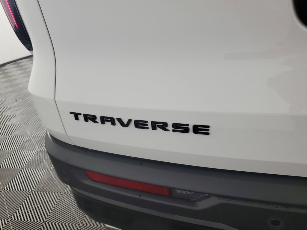New 2026 Chevrolet Traverse LT w/ Midnight/Sport Edition image 32