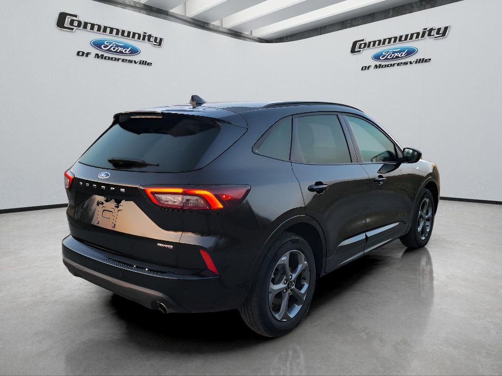 Used 2023 Ford Escape ST-Line w/ Tech Pack #1 image 9