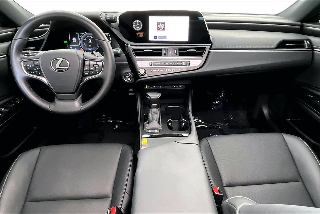 Used 2025 Lexus ES 300h w/ Premium Package FWD image 18