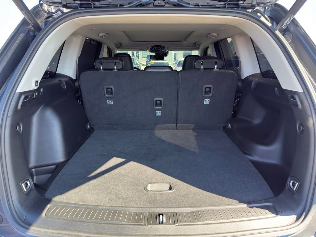 Used 2024 Jeep Grand Cherokee Limited w/ Luxury Tech Group II image 30