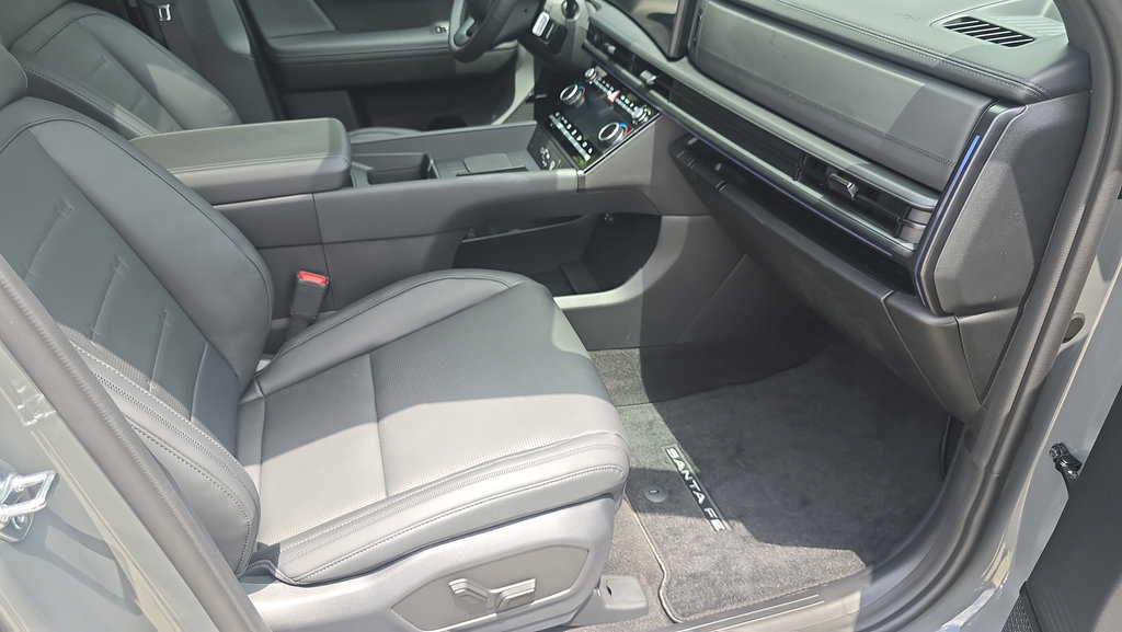 New 2026 Hyundai Santa Fe Calligraphy AWD/4WD image 13