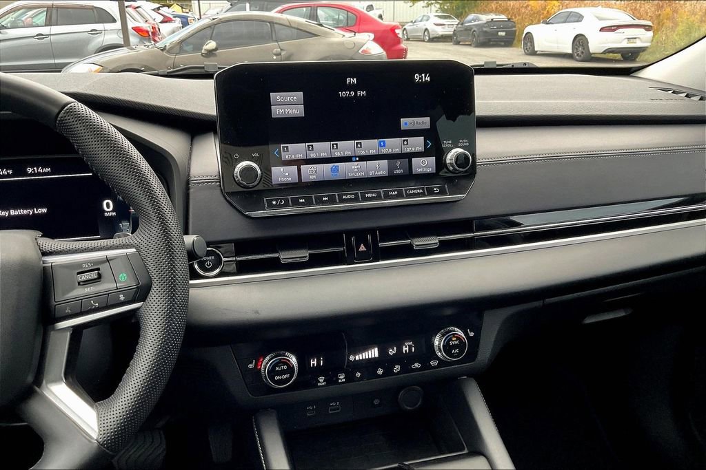 Used 2023 Mitsubishi Outlander SE image 6