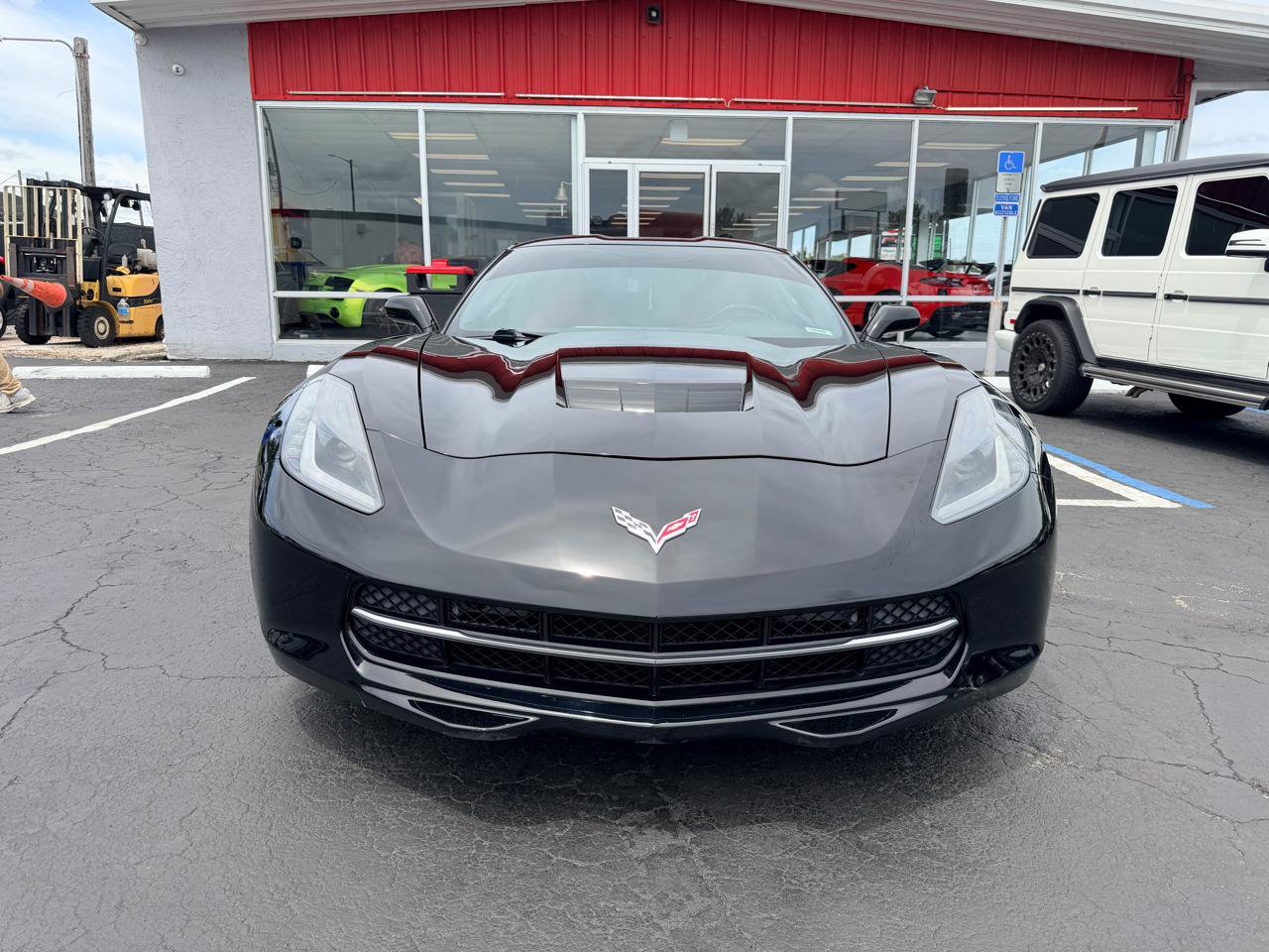 Used 2017 Chevrolet Corvette Stingray Coupe w/ 1LT RWD image 8