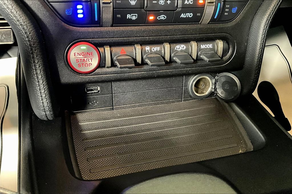 Used 2021 Ford Mustang Shelby GT500 w/ Technology Package image 33