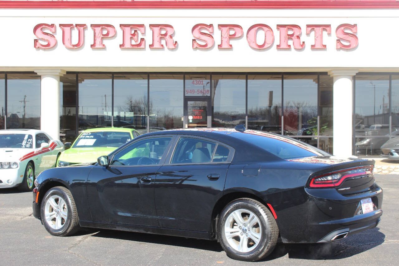 Used 2023 Dodge Charger SXT RWD image 5