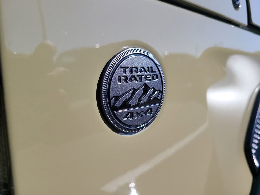 Used 2025 Jeep Wrangler Sport image 7