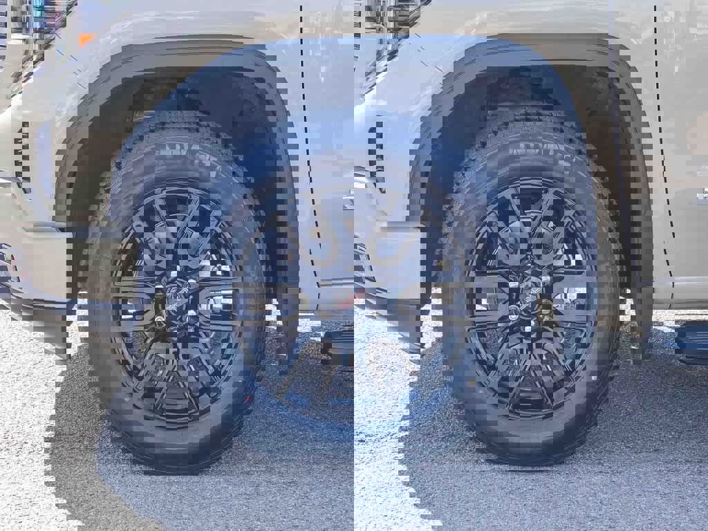 Used 2022 GMC Sierra 1500 Elevation w/ Elevation Premium Package image 10