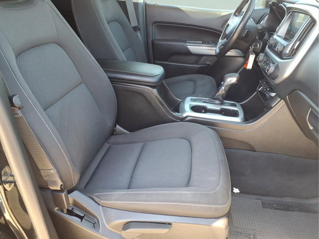 Used 2022 Chevrolet Colorado LT w/ LT Convenience Package image 13