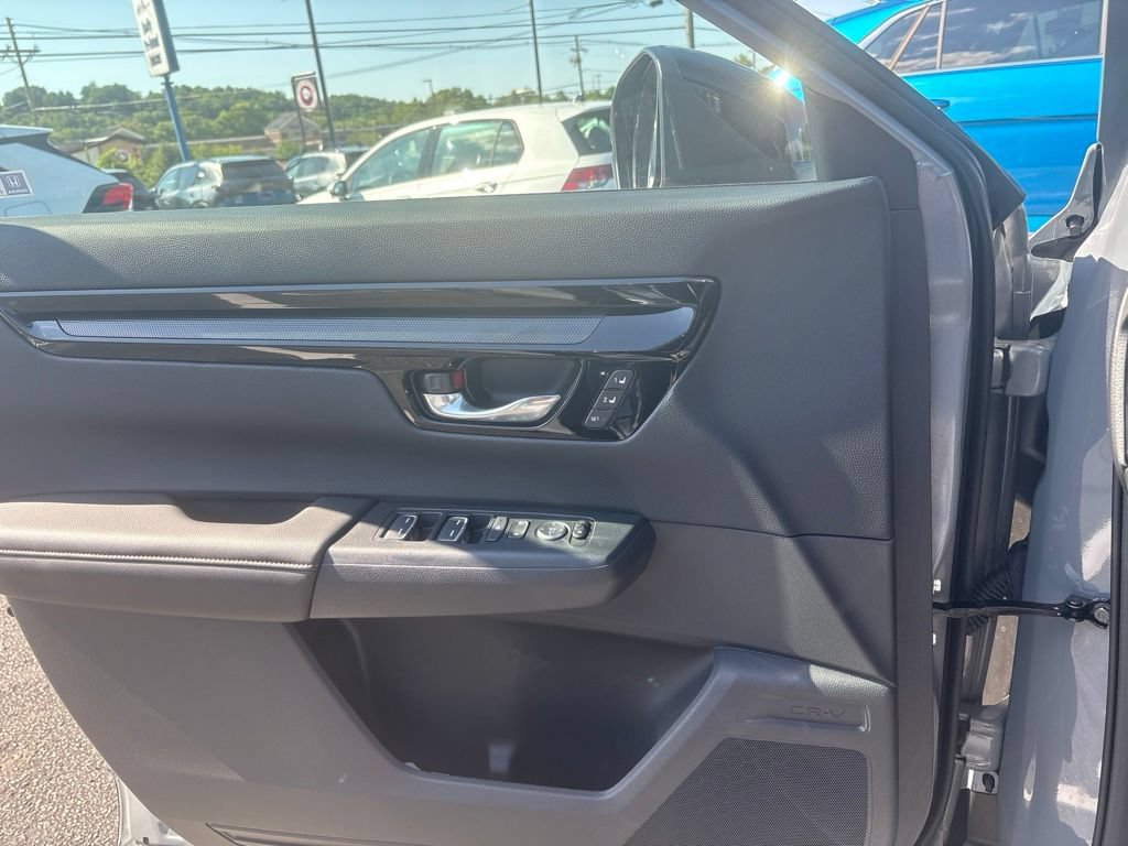 Used 2026 Honda CR-V Sport Touring image 6