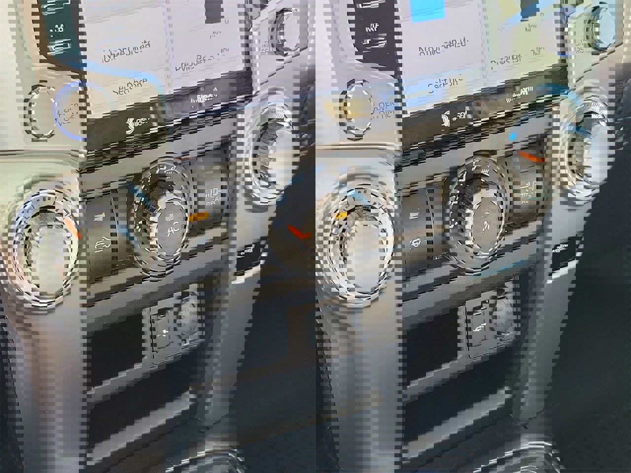 Used 2022 Toyota 4Runner SR5 image 25