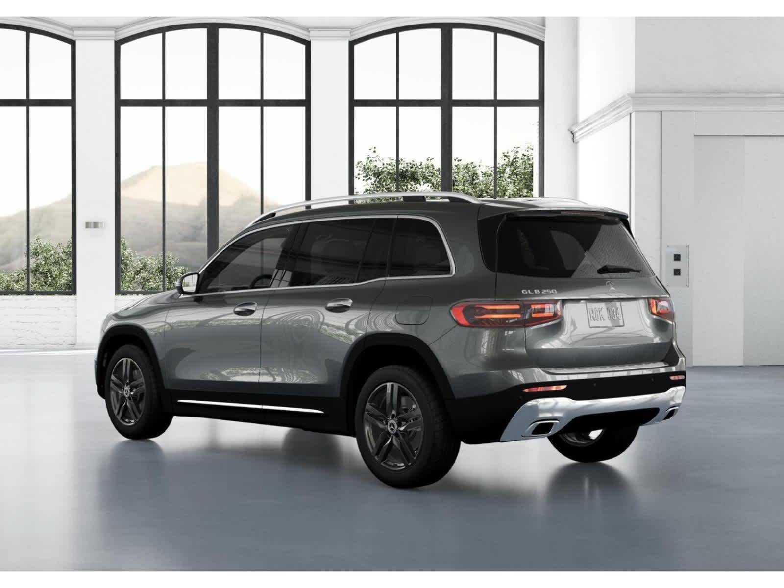 Used 2026 Mercedes-Benz GLB 250 image 28