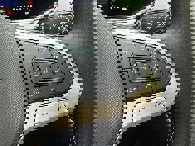 New 2026 Volkswagen Taos SE AWD/4WD image 12