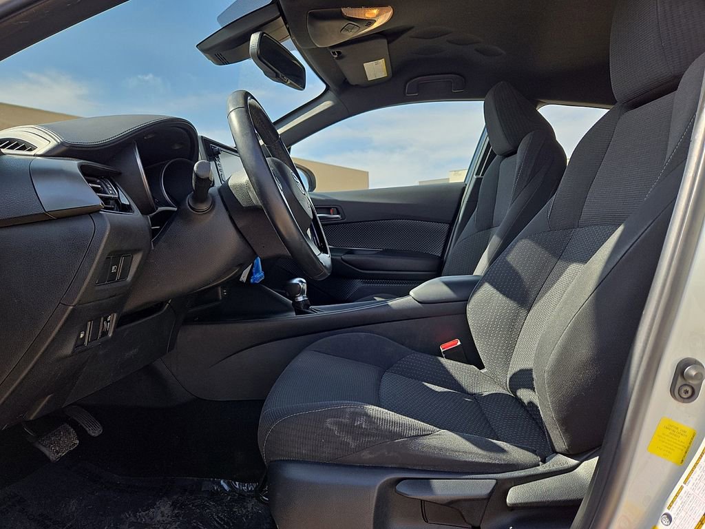 Used 2018 Toyota C-HR XLE image 21